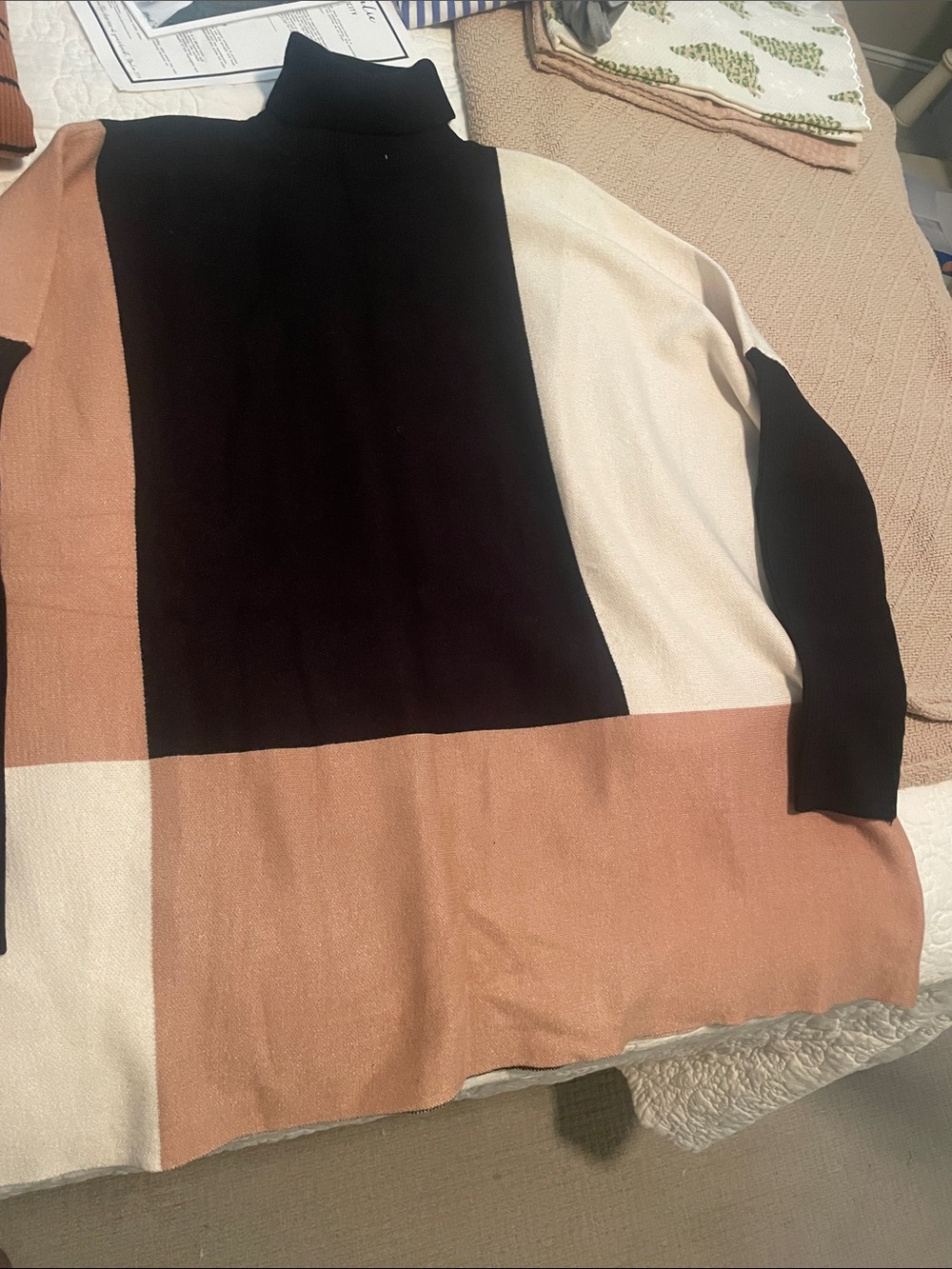 Colorblock Turtleneck Sweater in Black, Cream & Tan